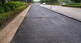 聚丙烯双向拉伸土工格栅